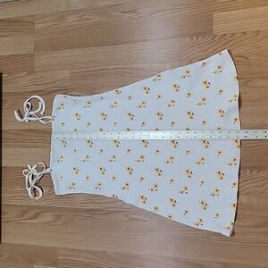 Forever 21 flower tie strap mini sundress medium nwt